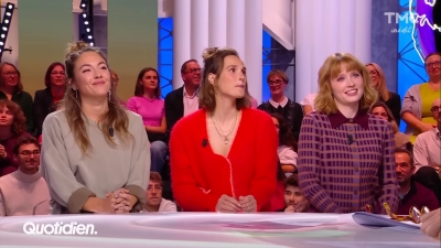 2024-11-12_-_Quotidien_-_Cats_Eyes_Interview_mp46962.jpg