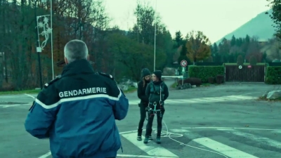 Piste_Noire_S01E02_mkv5499.jpg