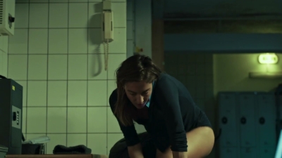 Piste_Noire_S01E02_mkv5602.jpg