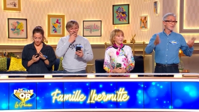 Une_Famille_En_Or_avi3544.jpg