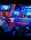 Filename=Une_Famille_En_Or_avi0114.jpg
Filesize=548KiB
Dimensions=1600x900
Date added=Aug 03, 2025 Une_Famille_En_Or_avi0114.jpg